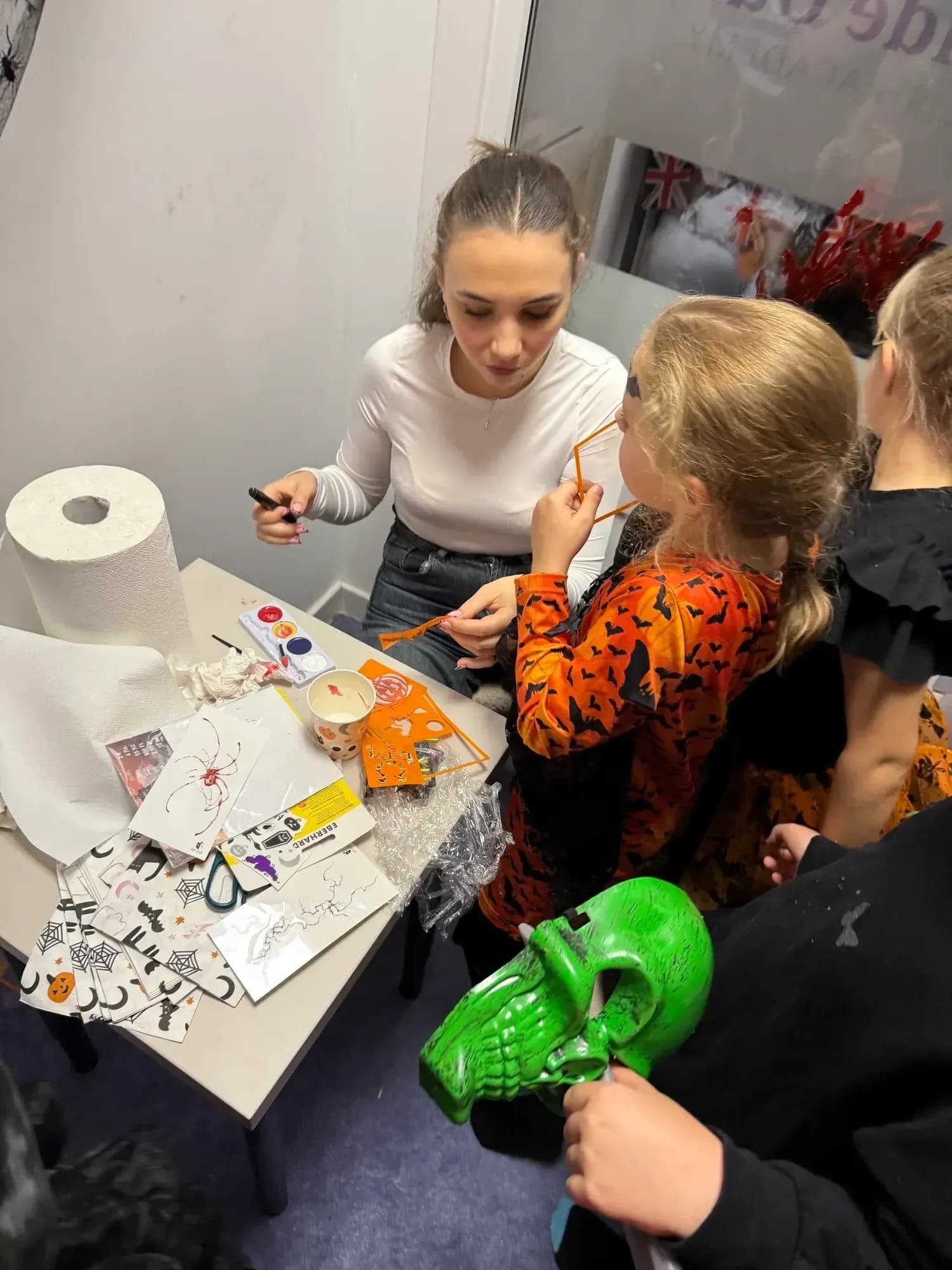 Halloween party w Inside Out – straszne kostiumy uczniów Gdańsk